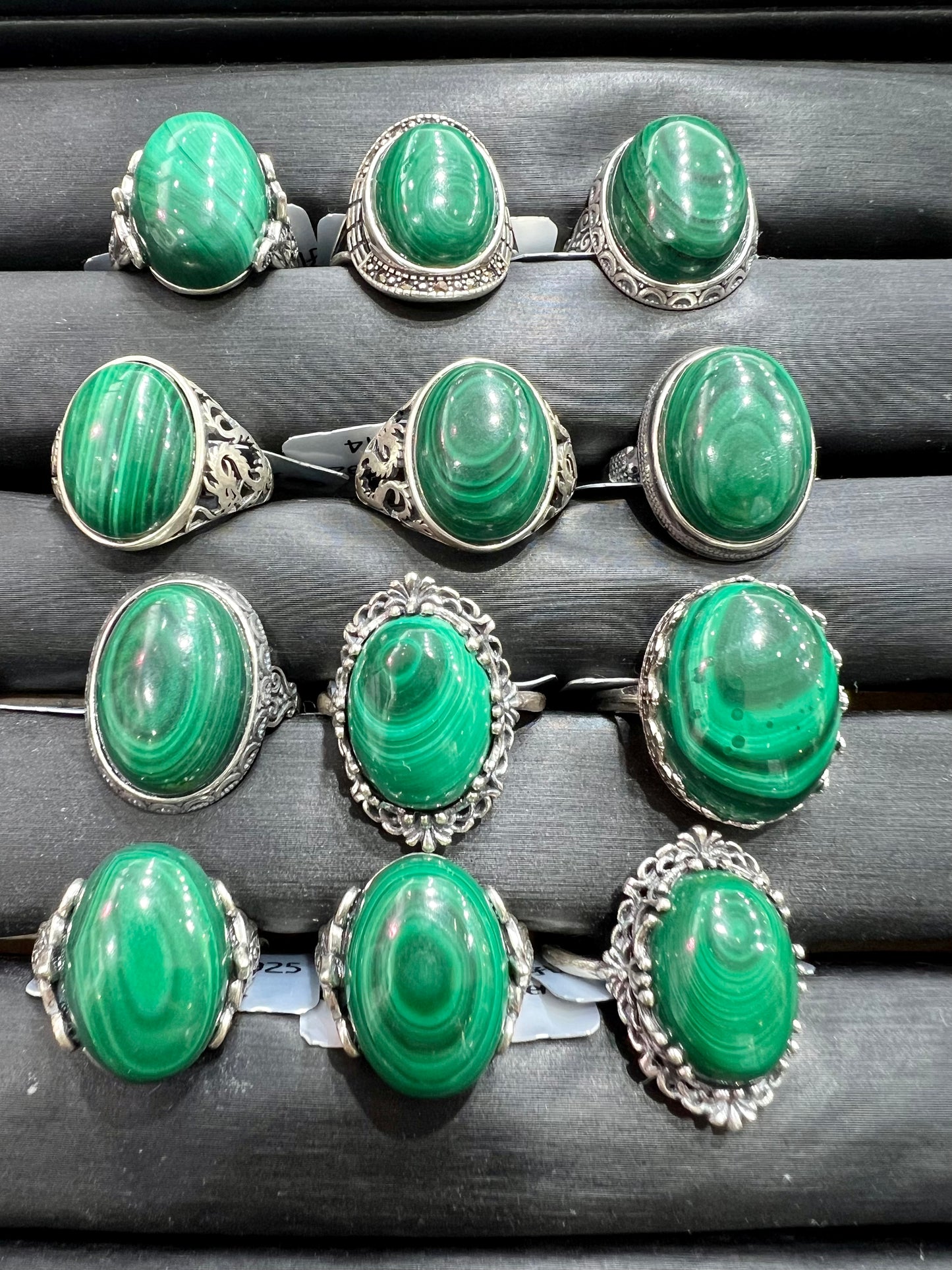 Malachite ring silver