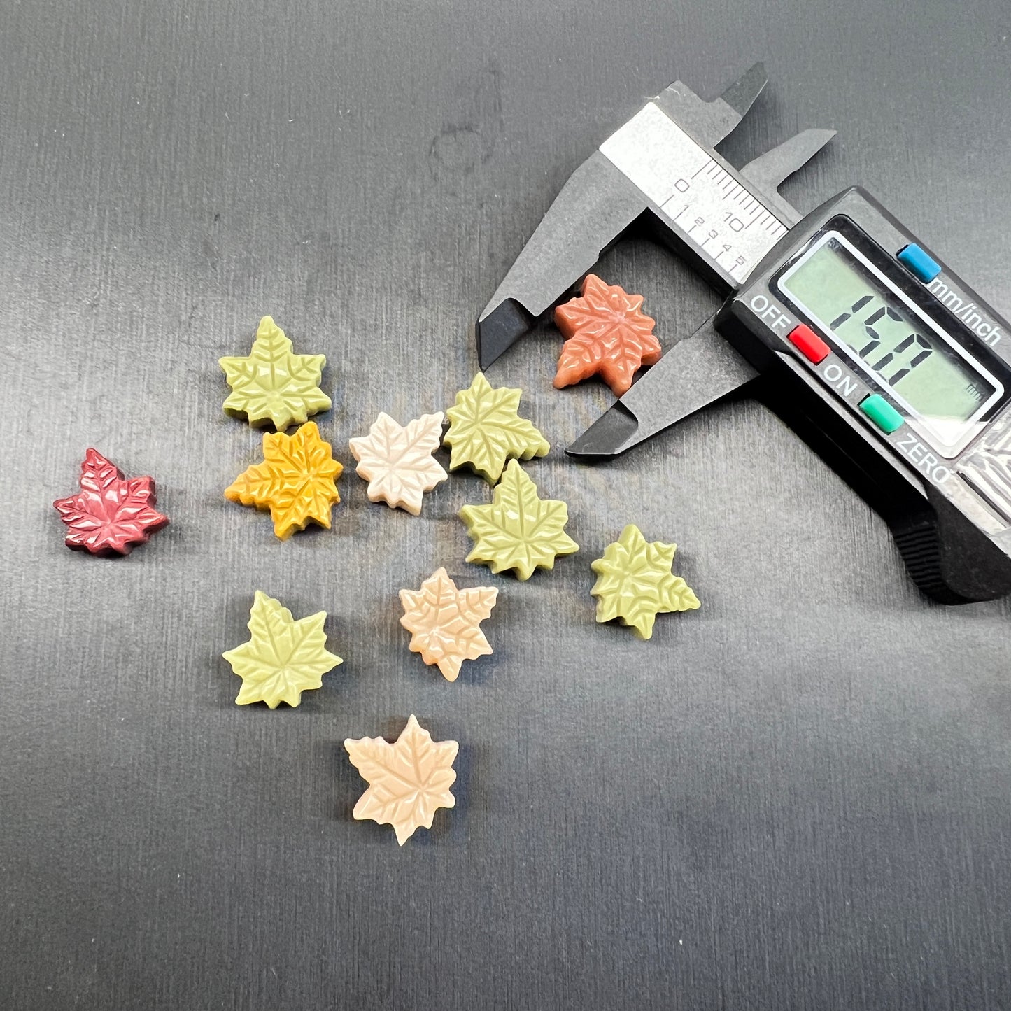 Alashan agate Maple leaf