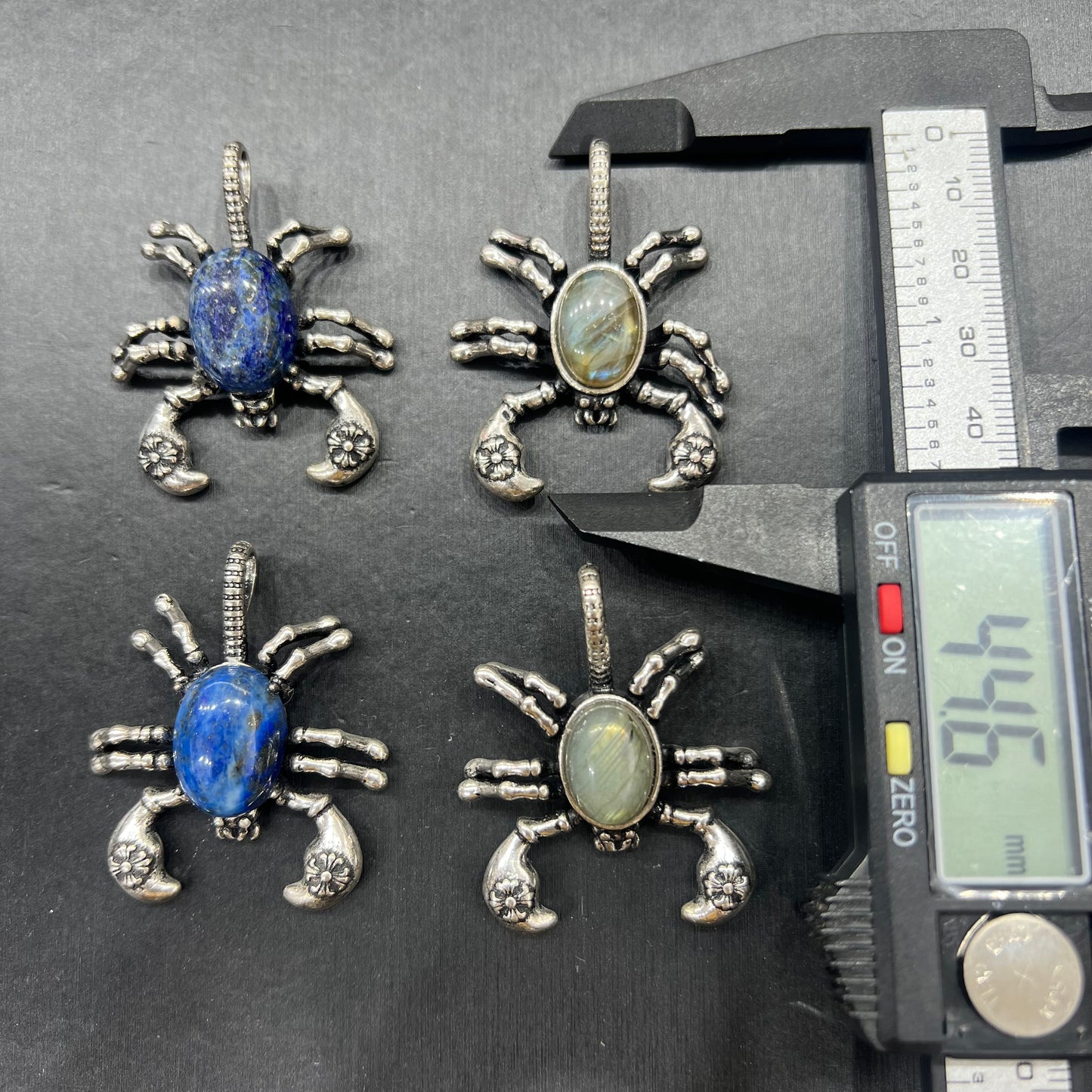 Scorpio pendant copper