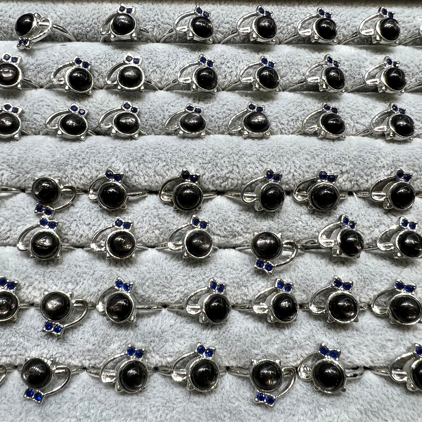 Hypersthene ring copper