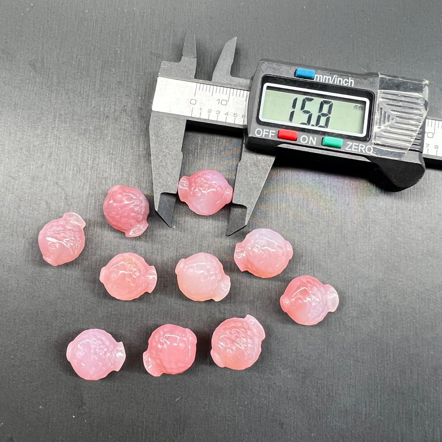 Yanyuan agate fish bead