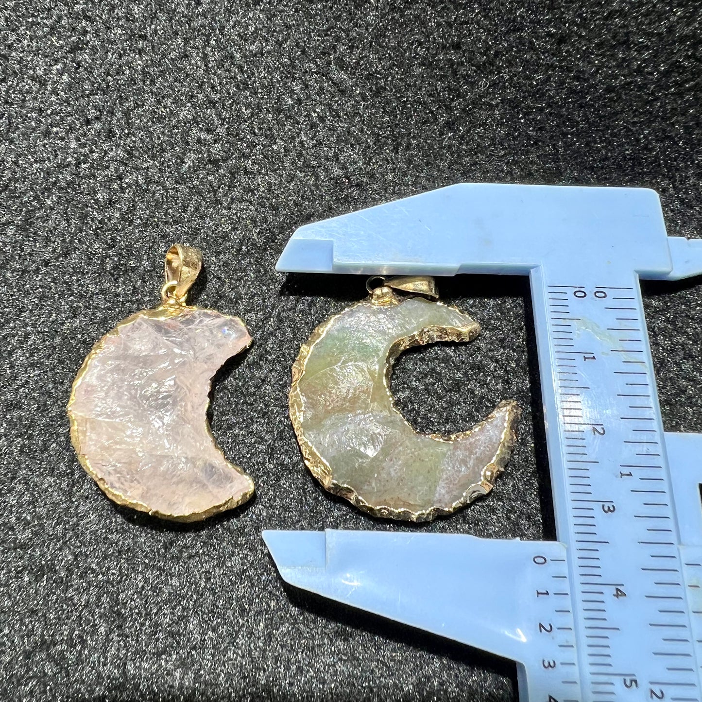 Moon pendant