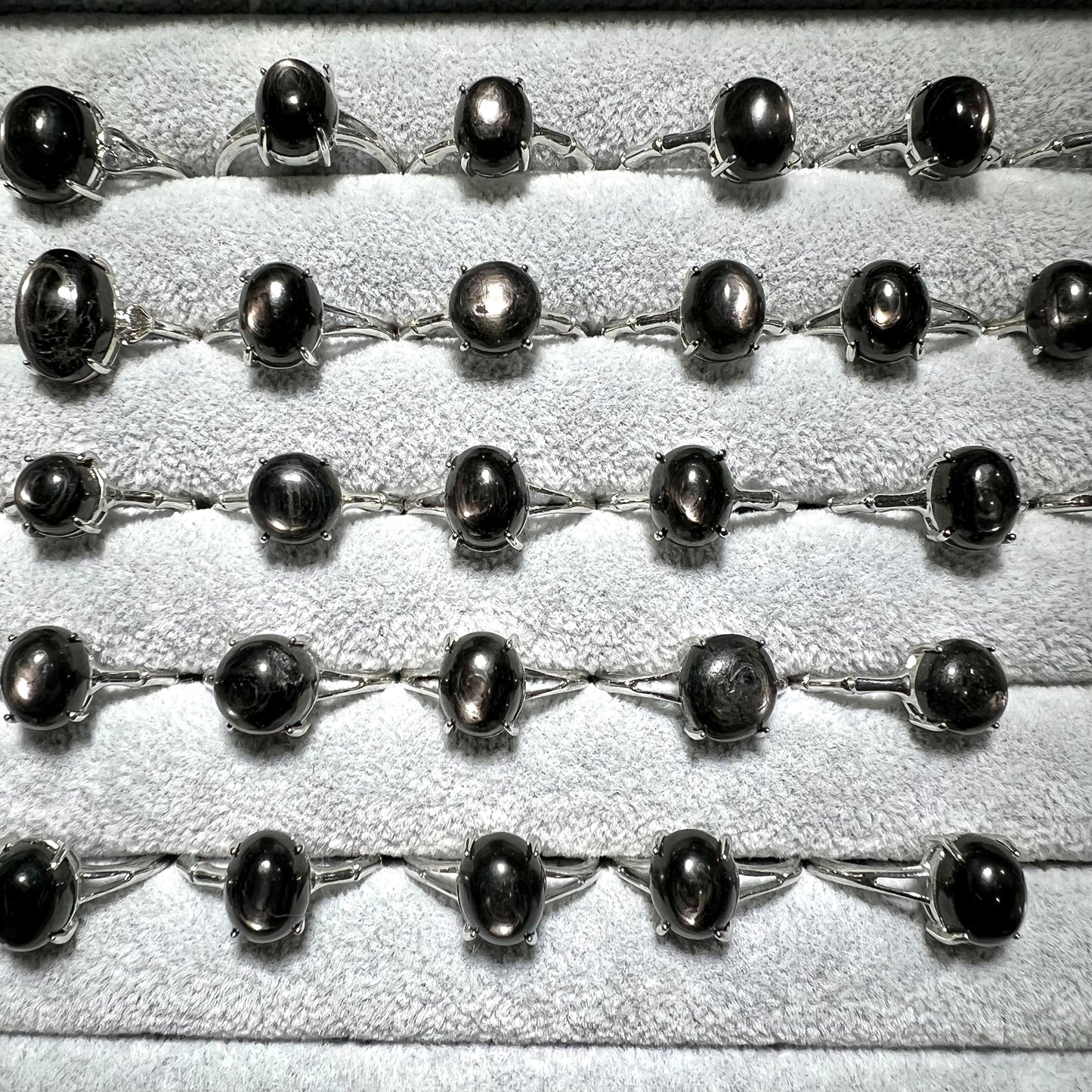 Hypersthene ring copper