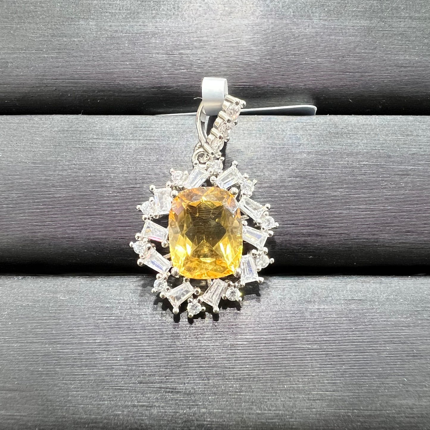 Citrine silver pendant