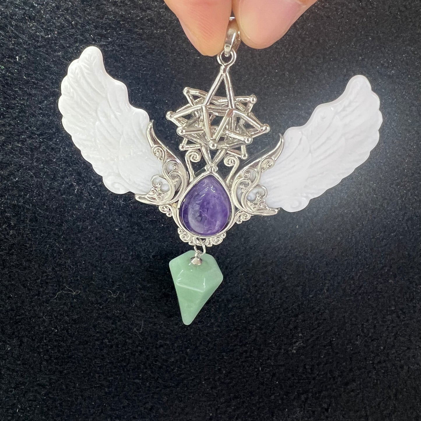 Wings pendant