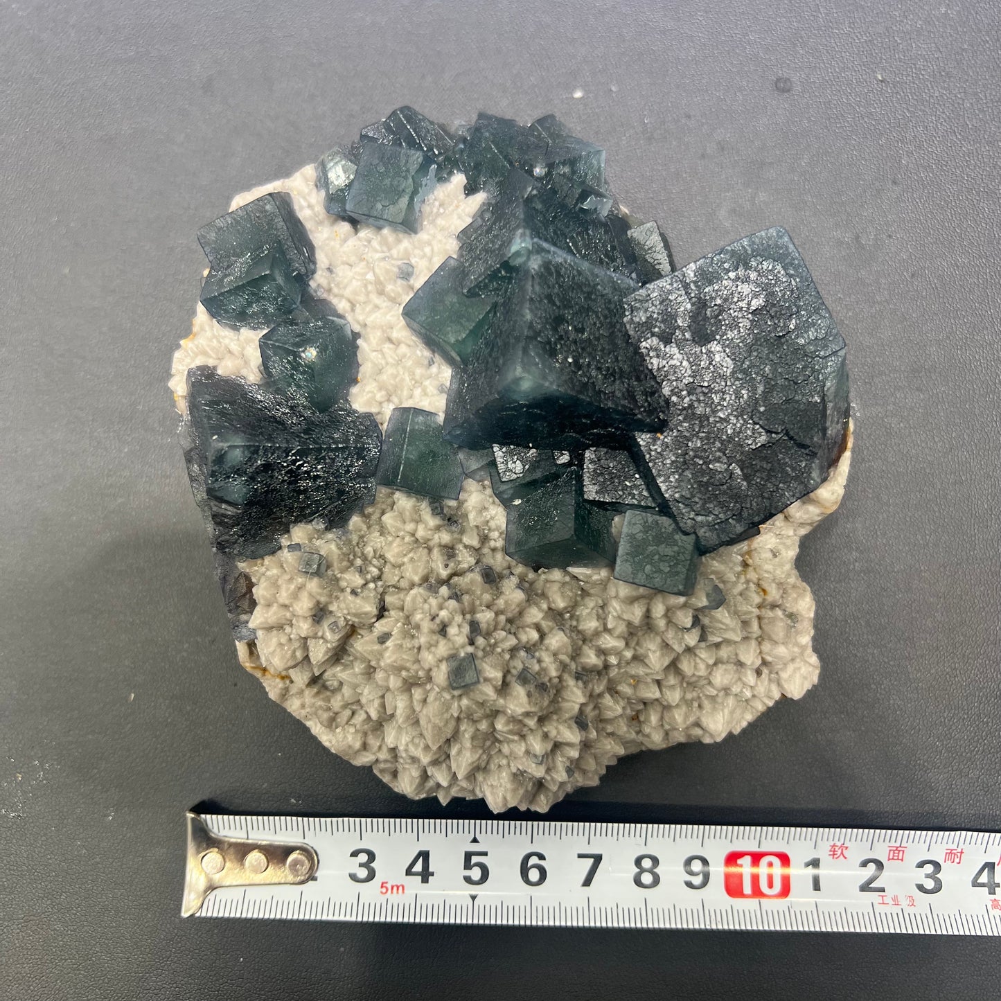 Fluorite specimen