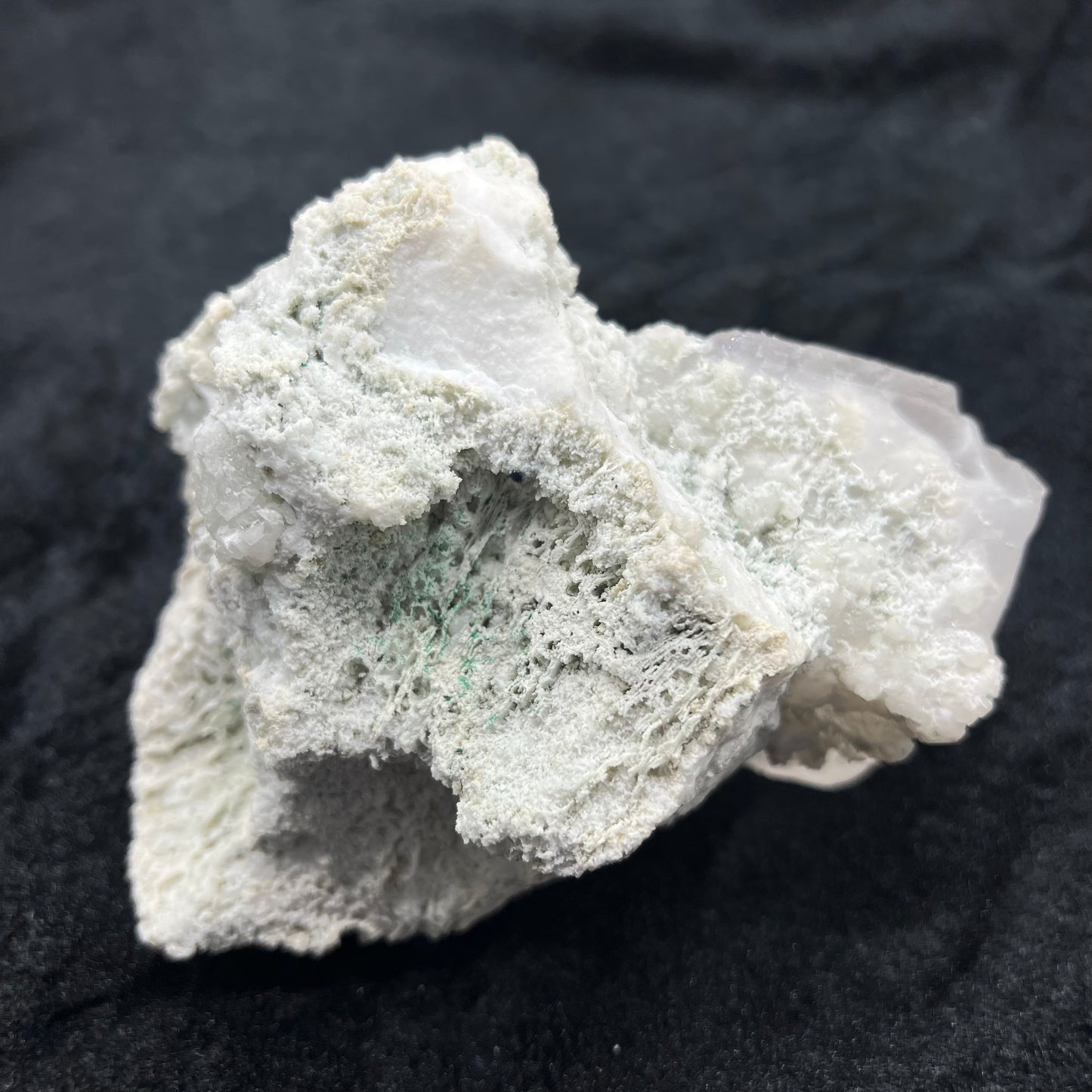 Yaogangxian calcite specimen