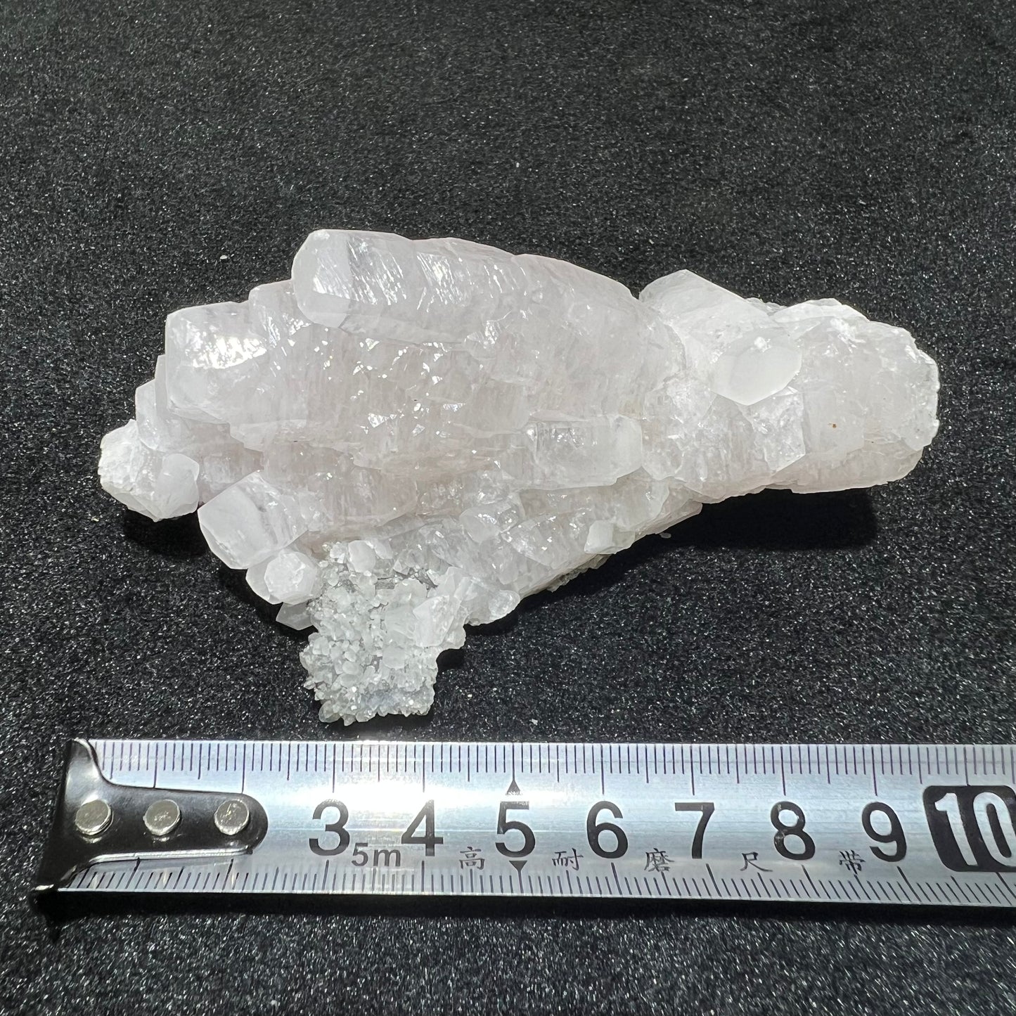 Calcite specimen