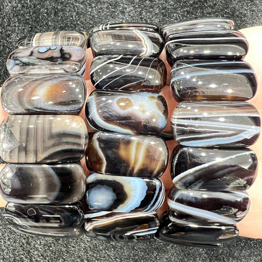 Black bandings agate bracelet