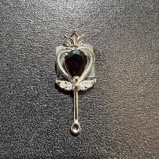 Garnet pendant