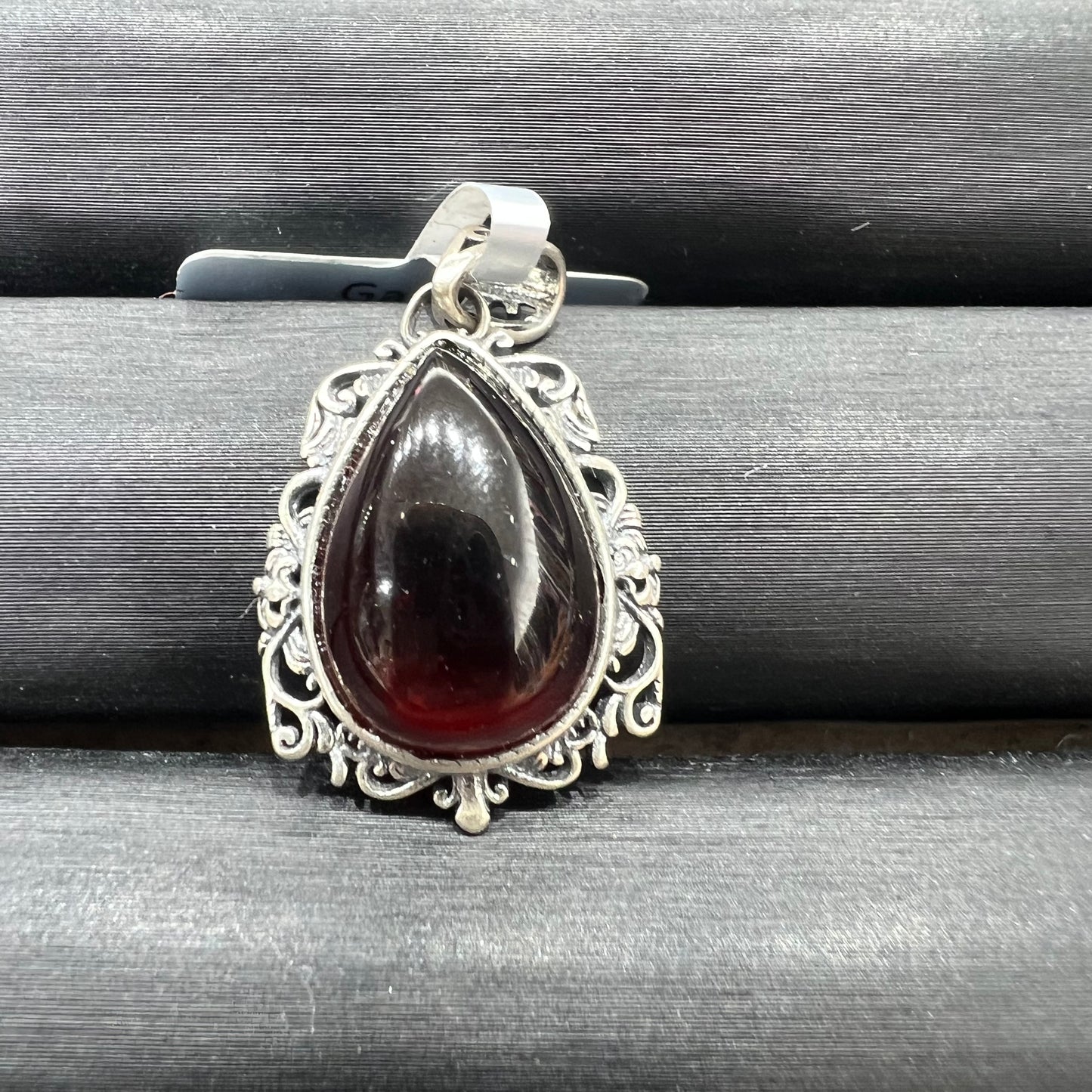 Garnet pendant silver 925
