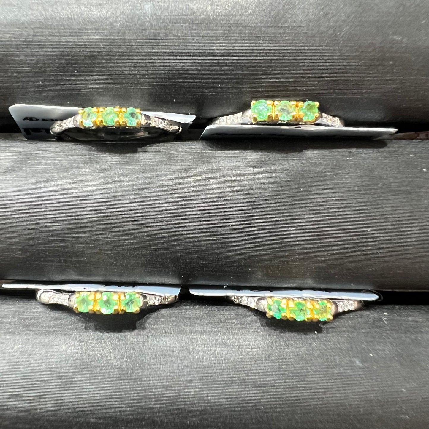 Emerald ring silver 925