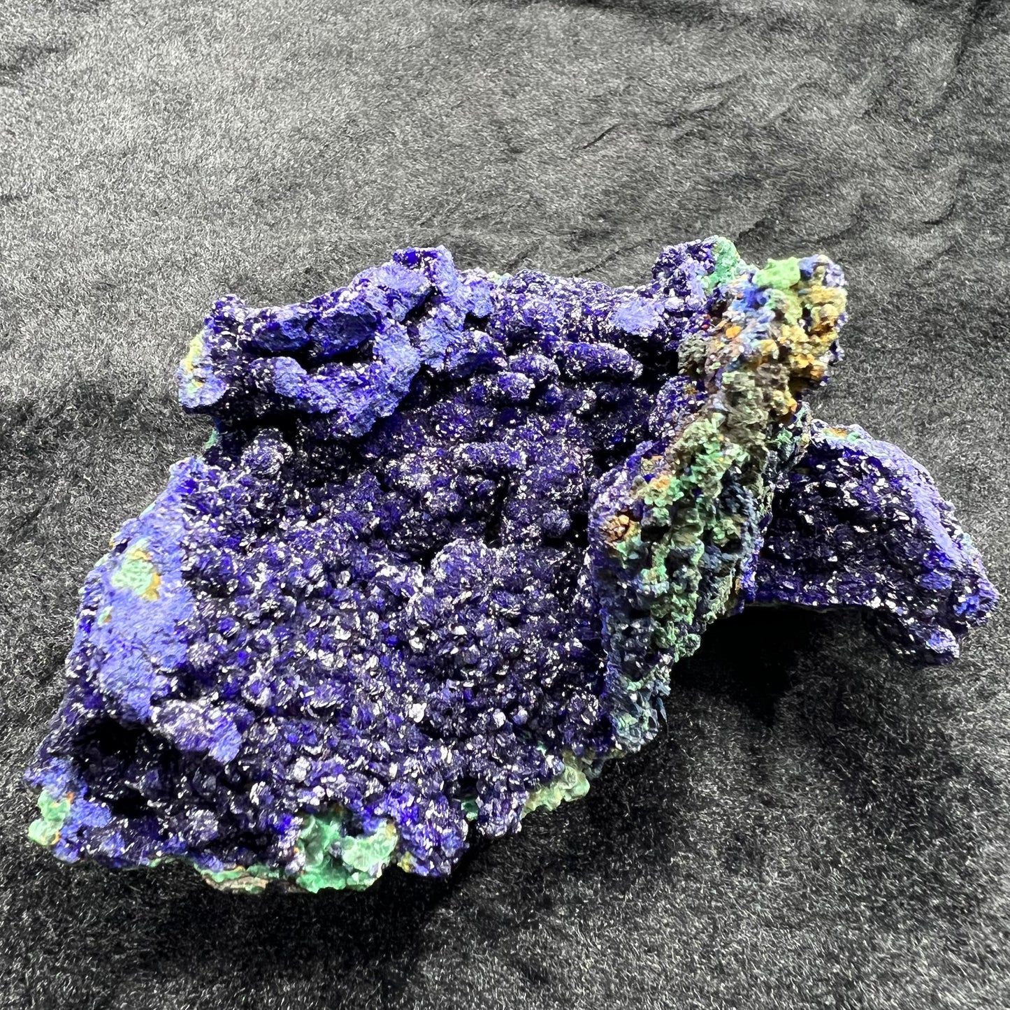 Azurite specimen