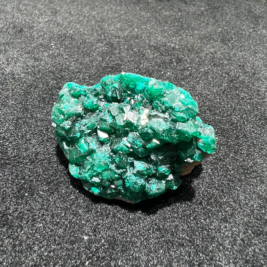 Dioptase specimen