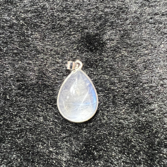 Moon stone pendant silver 925