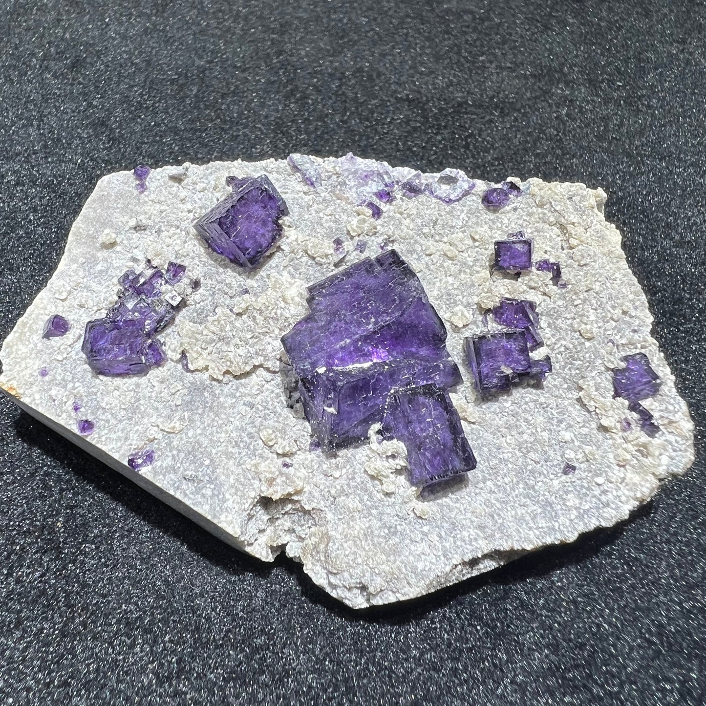 Yaogangxian fluorite specimen