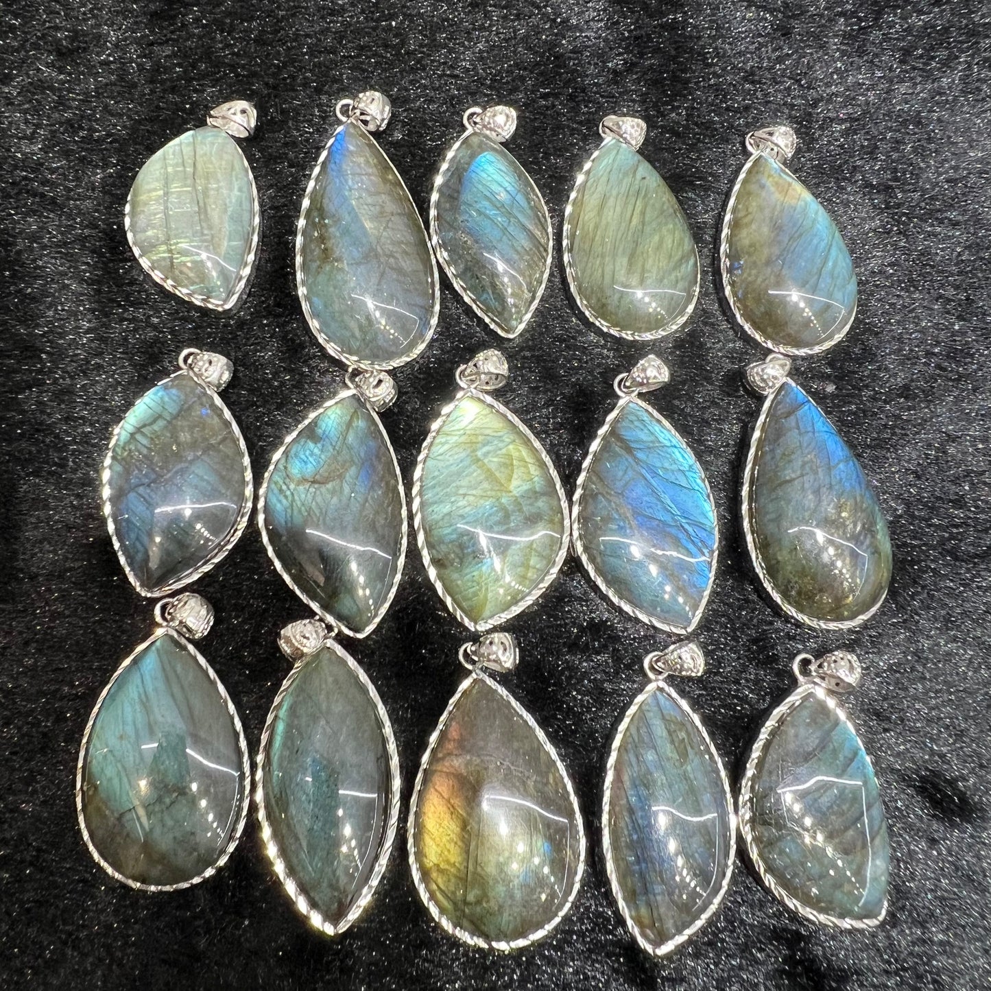 Labradorite pendant copper