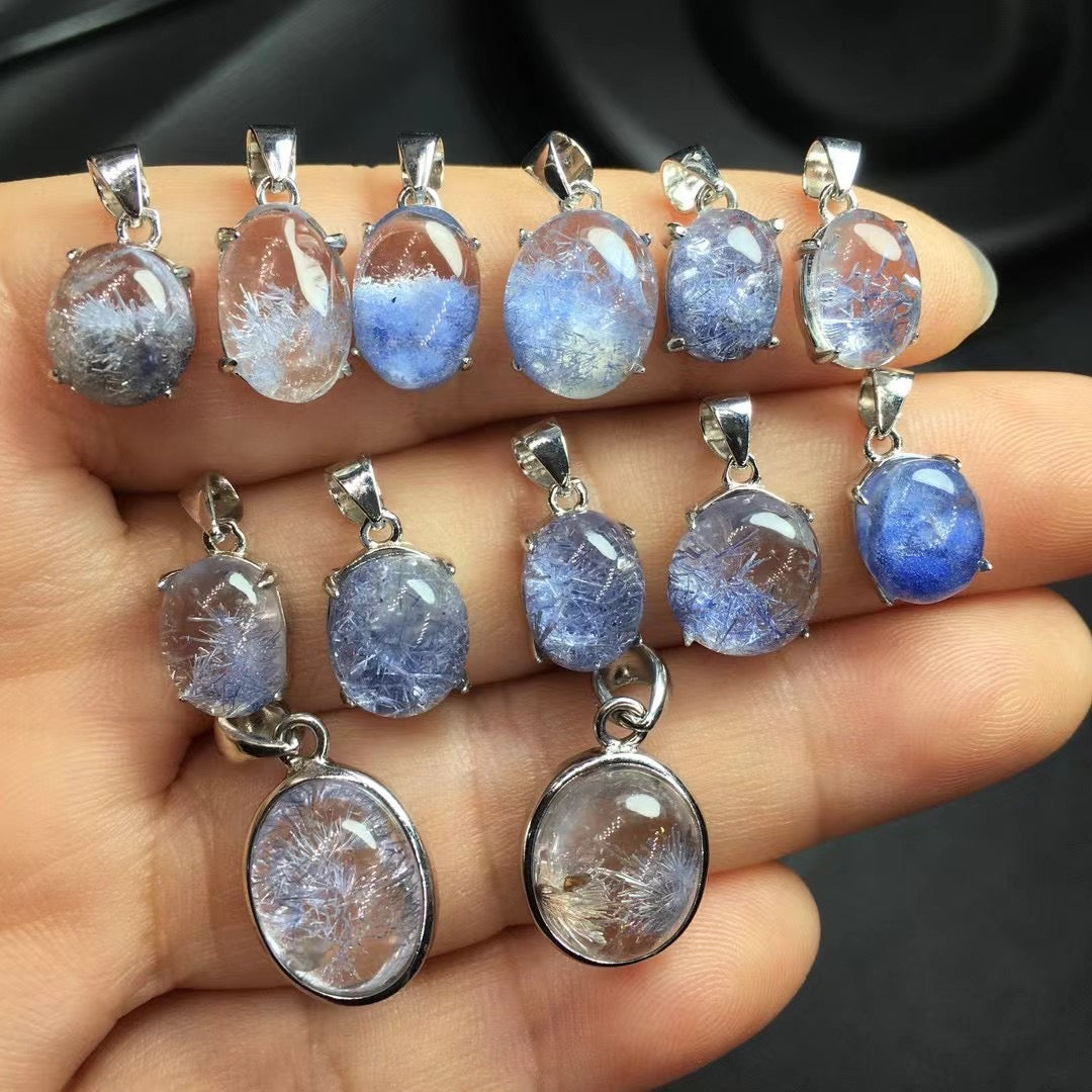 Dumortierite pendant