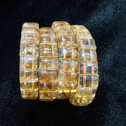 Circle bangle bracelet