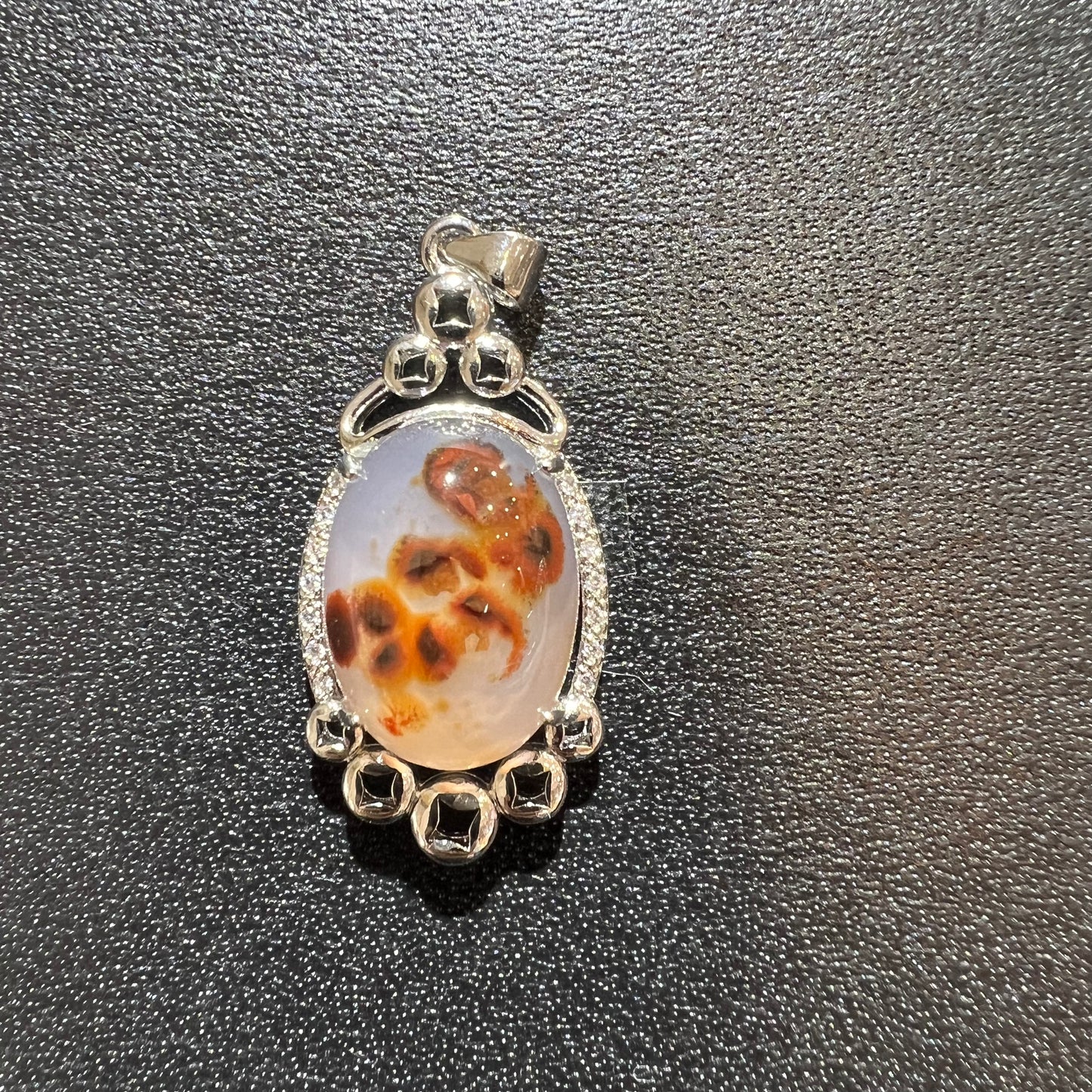 agate pendant