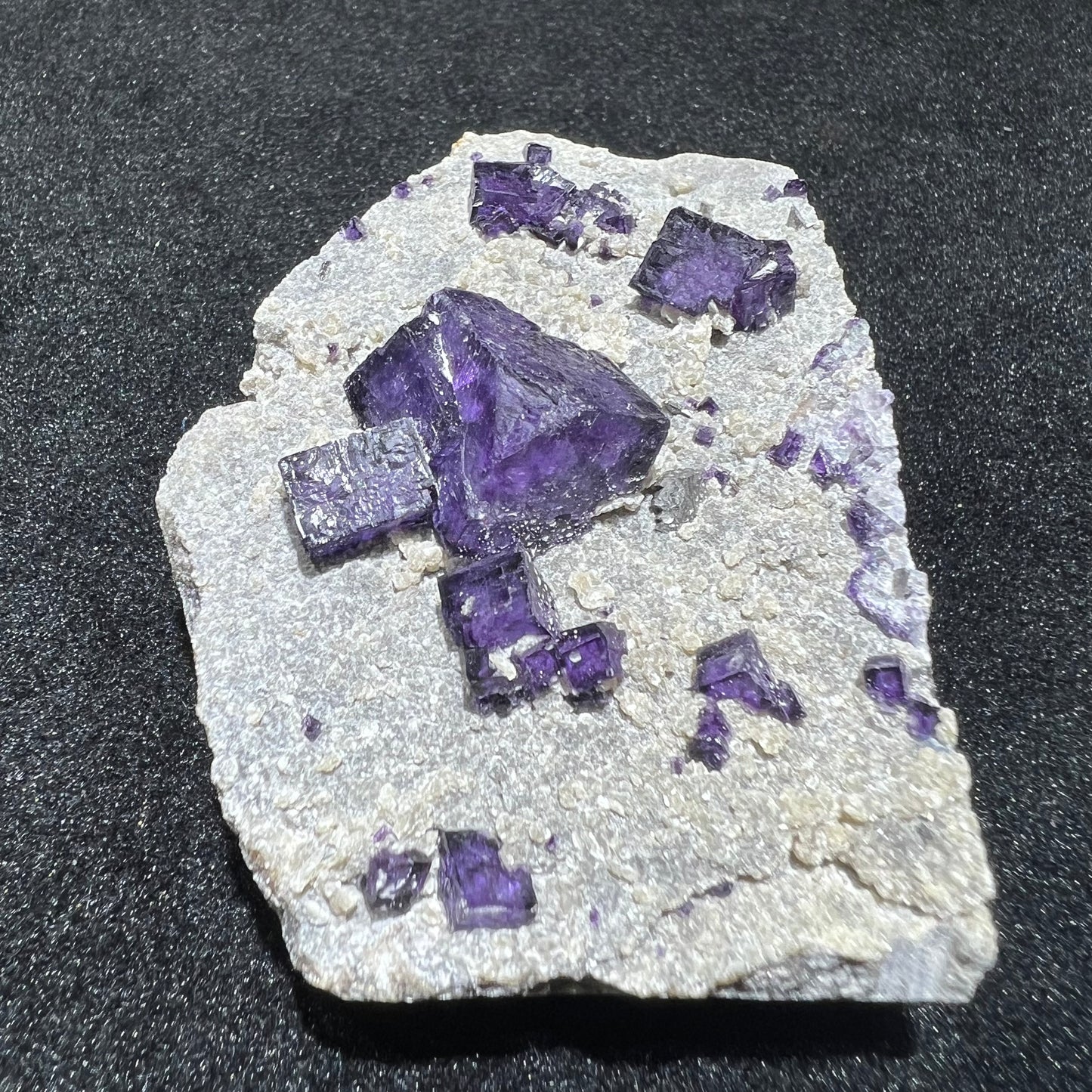 Yaogangxian fluorite specimen