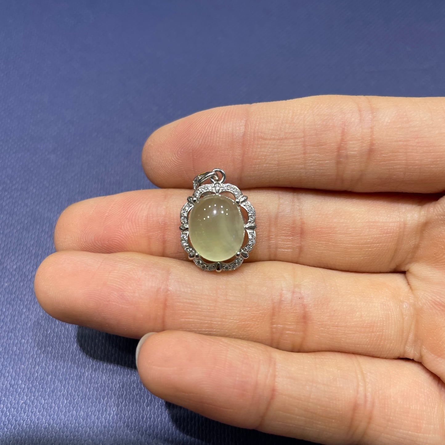 Prehnite pendant silver 925