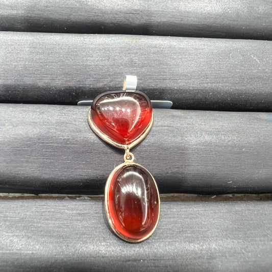 Garnet pendant silver 925