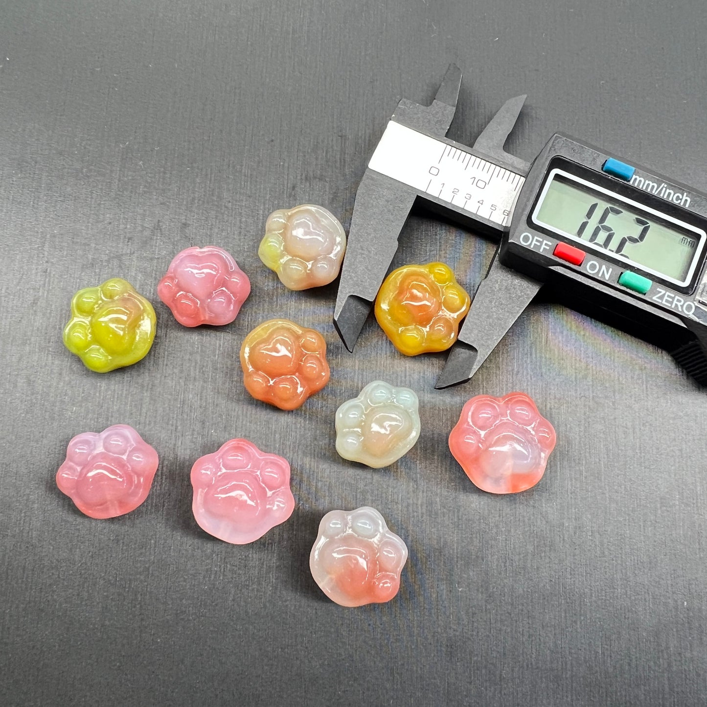 Yanyuan agate palm bead