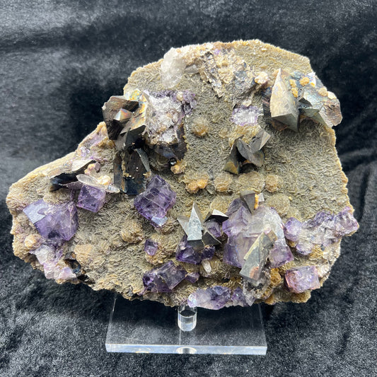 Yaogangxian fluorite specimen