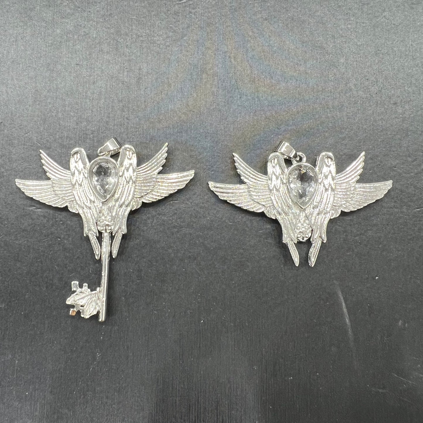 Clear quartz pendant copper