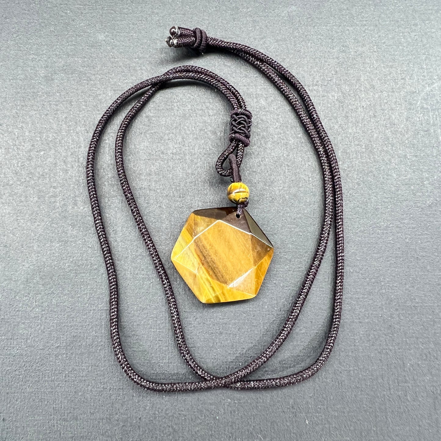 Hexagonalcrystal Pendant
