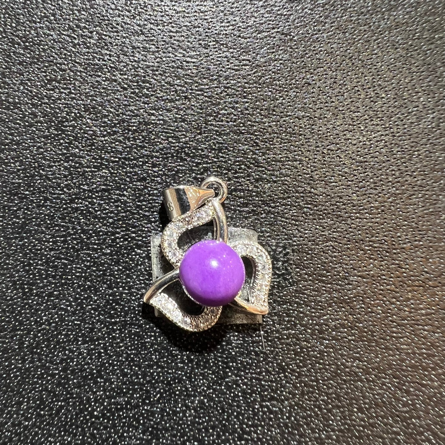 Phosphosiderite pendant