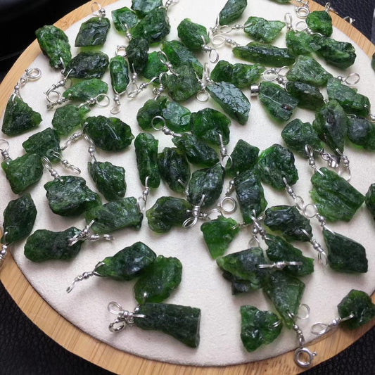 Raw diopside pendant silver 925