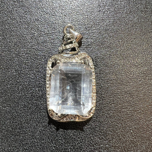 Clear quartz pendant