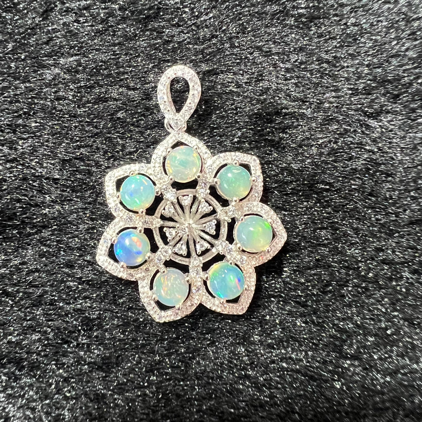 Opal pendant silver 925