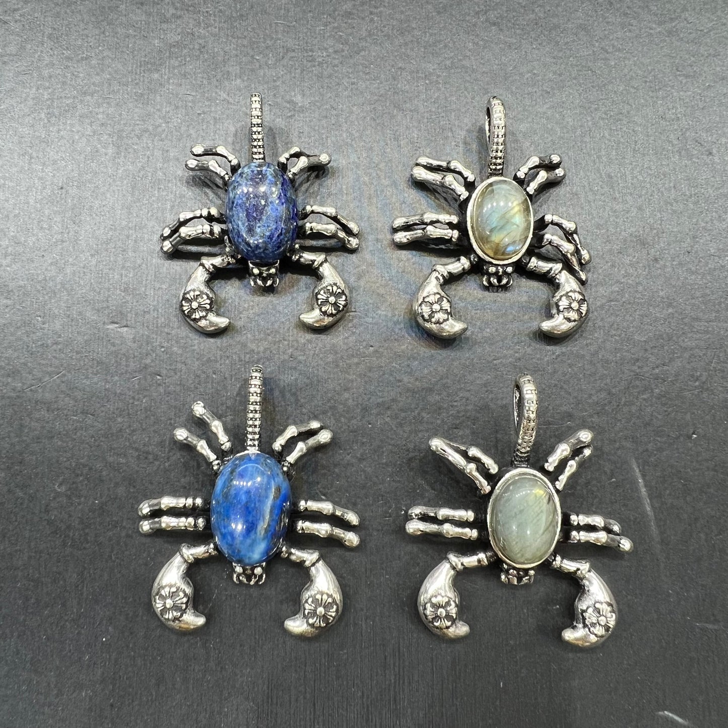 Scorpio pendant copper