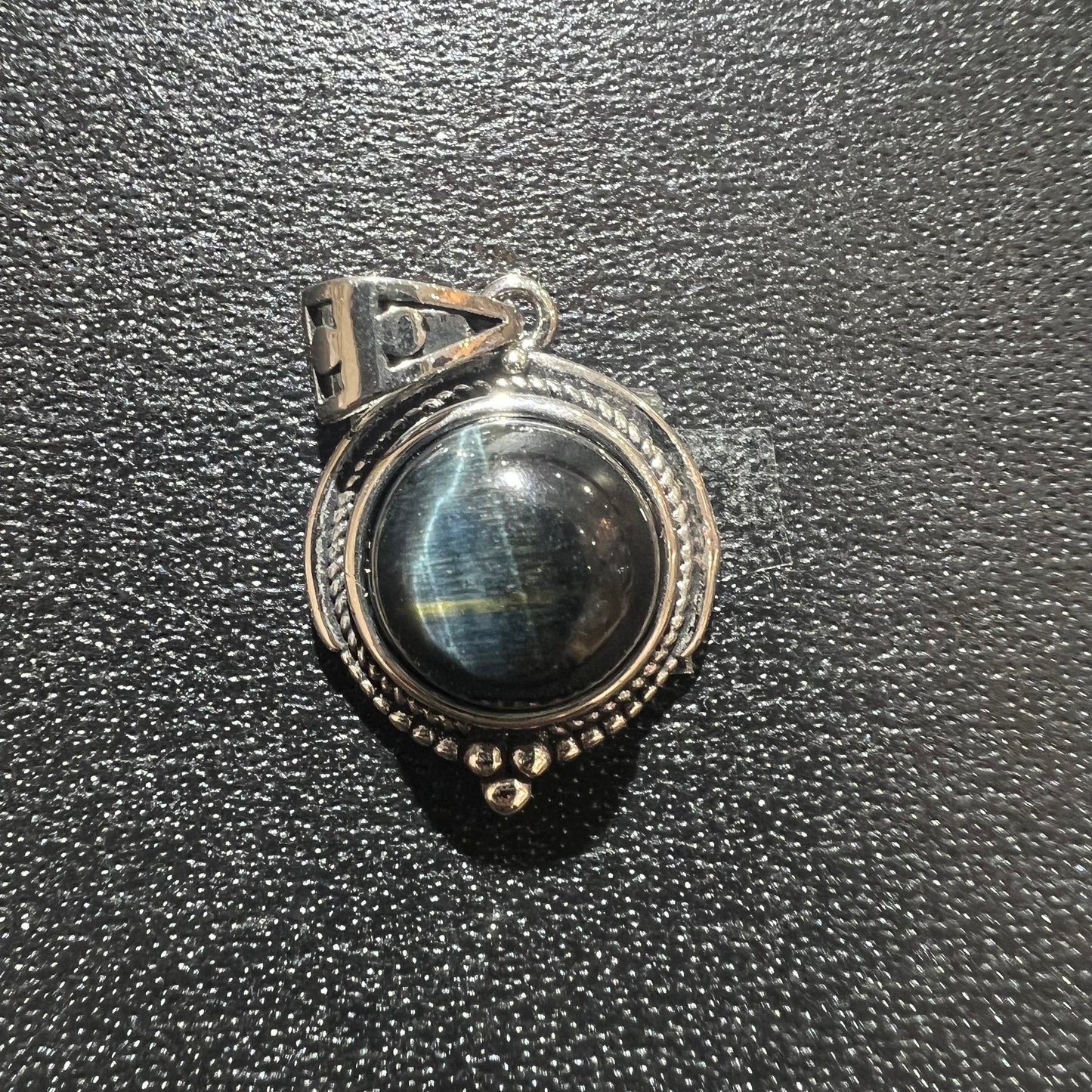 Blue tiger eye pendant