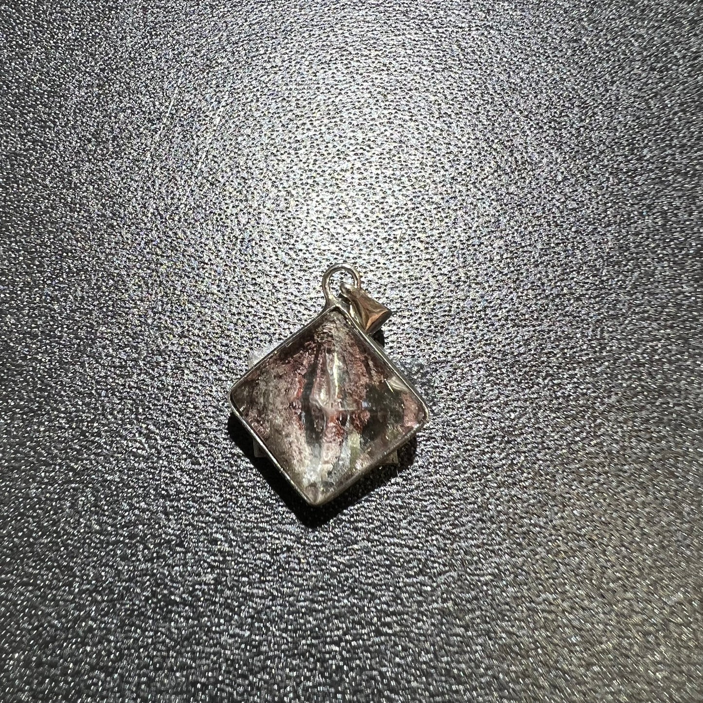 Garden quartz pendant