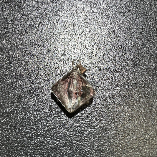 Garden quartz pendant