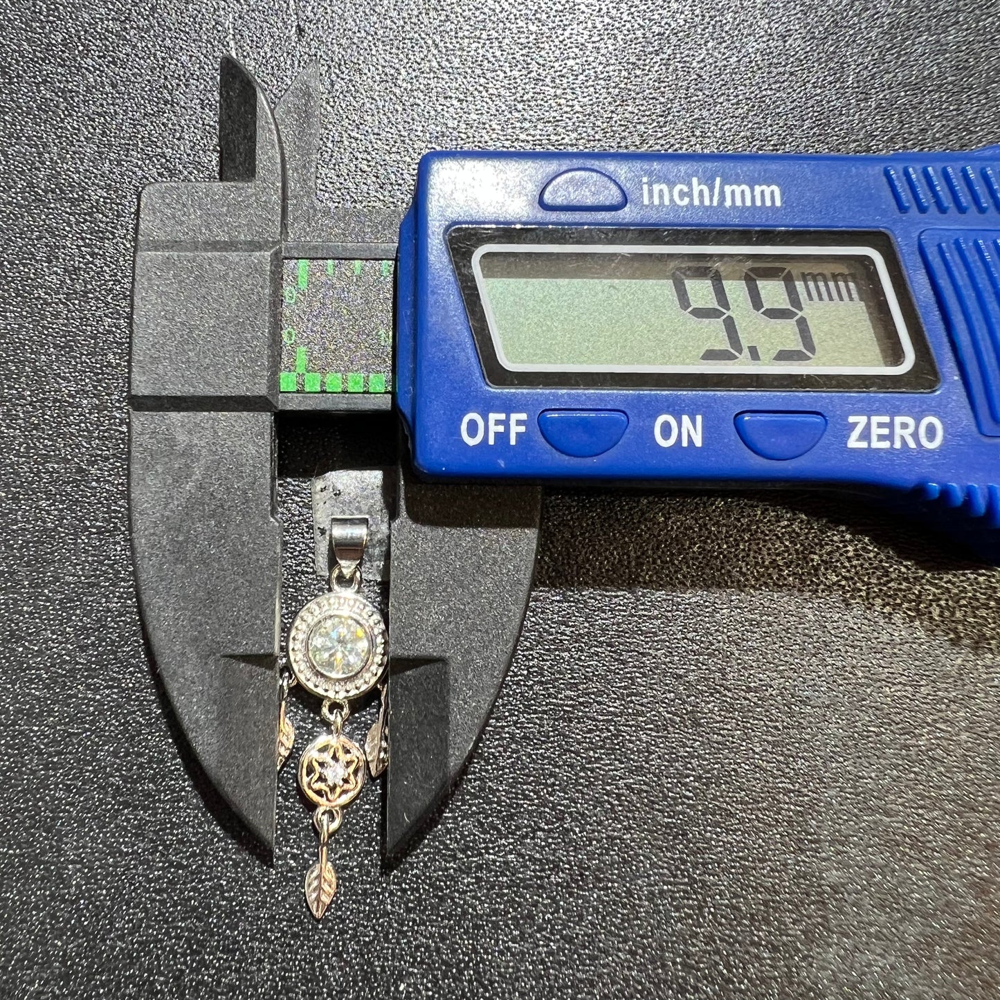 Mosang diamond pendant