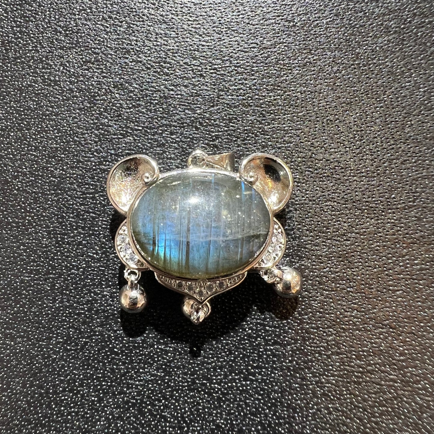 Labradorite pendant