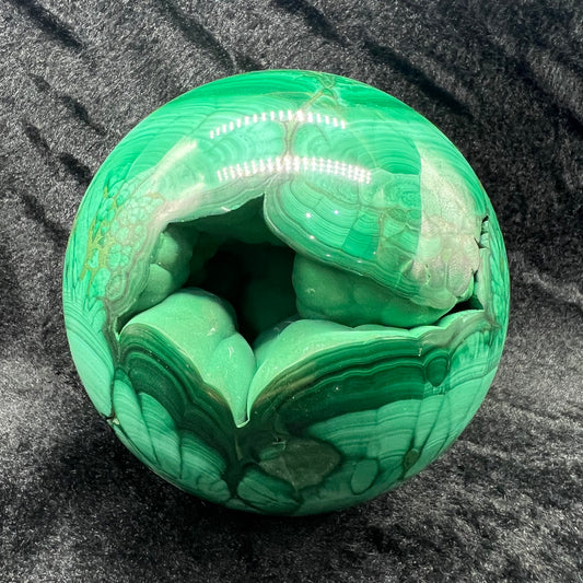 Malachite sphere