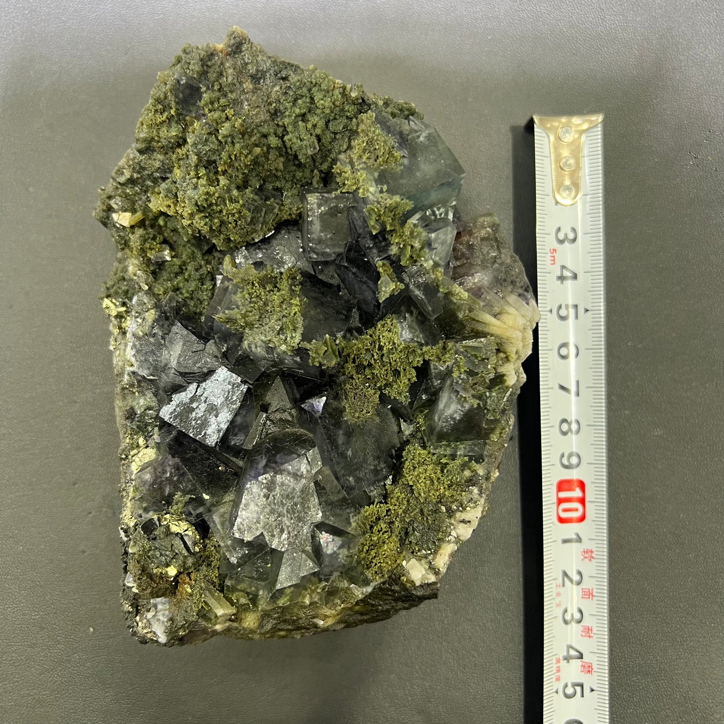 Fluorite specimen