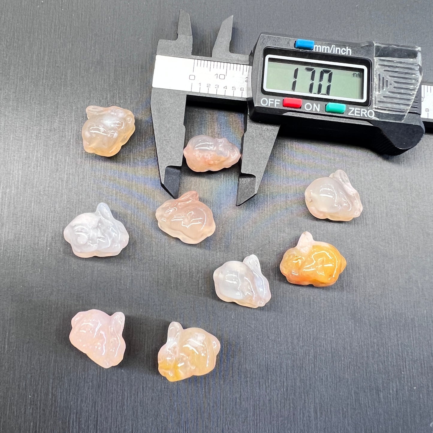 Flower agate bunny bead