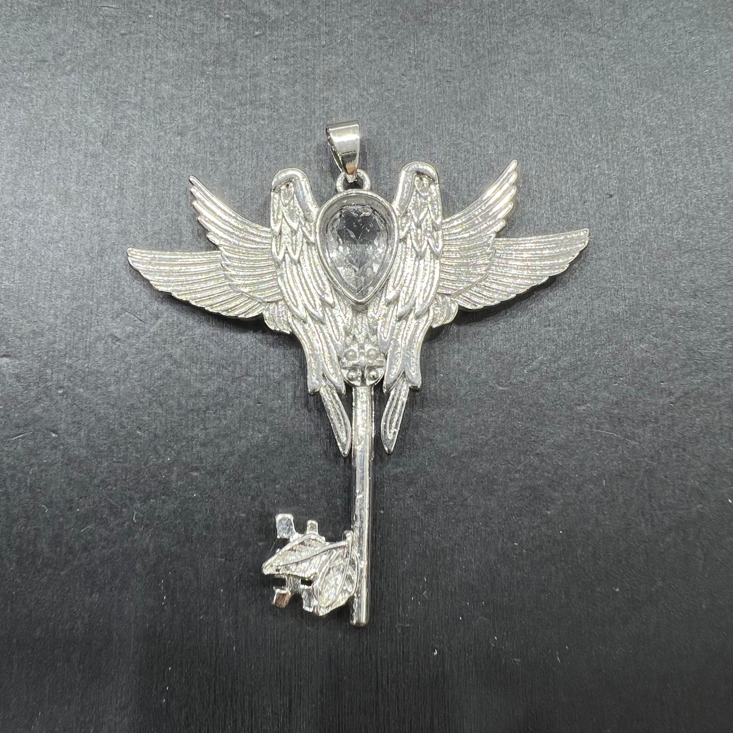 Clear quartz pendant copper