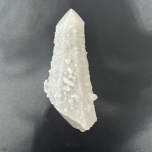 Candle quartz specimen