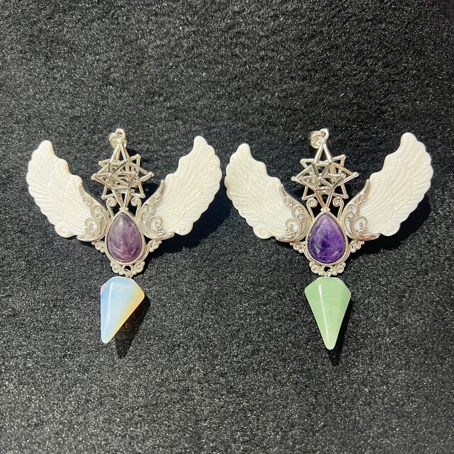 Wings pendant