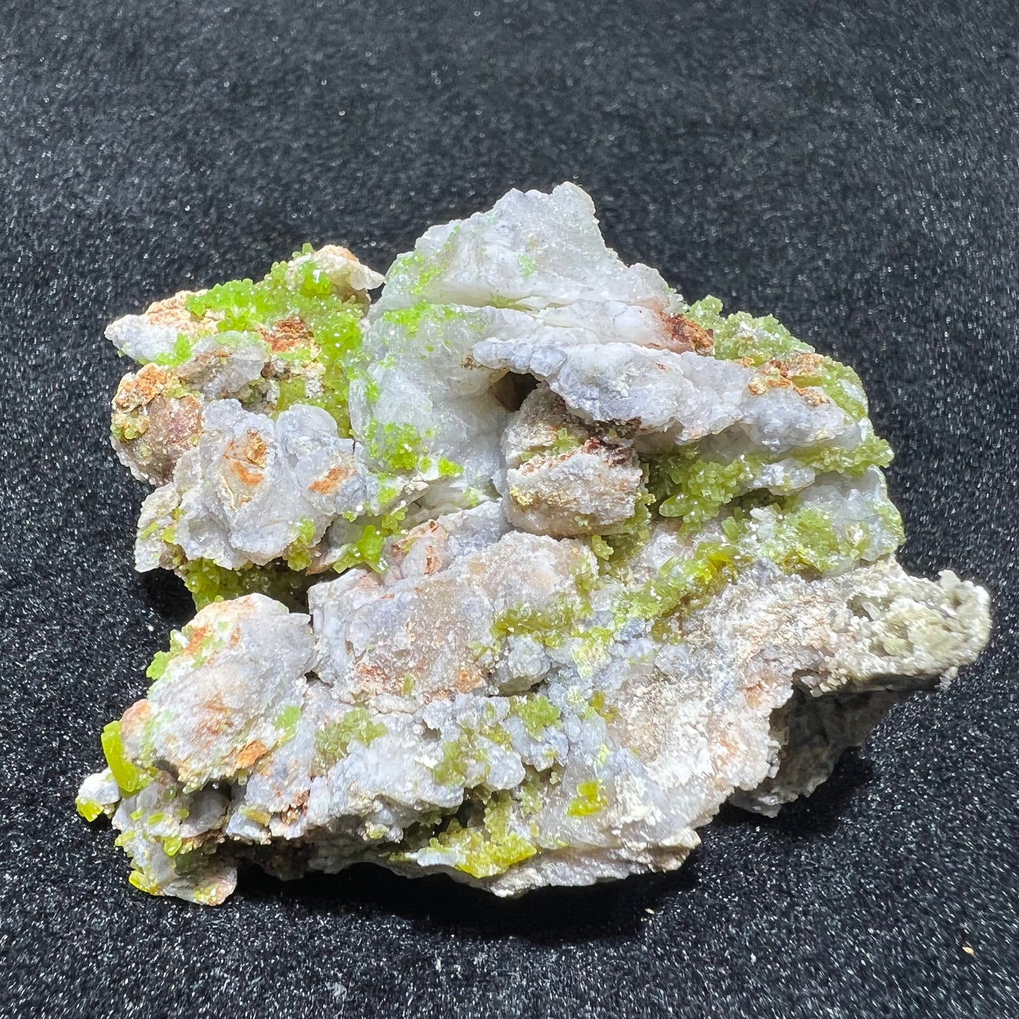Pyromorphite specimen