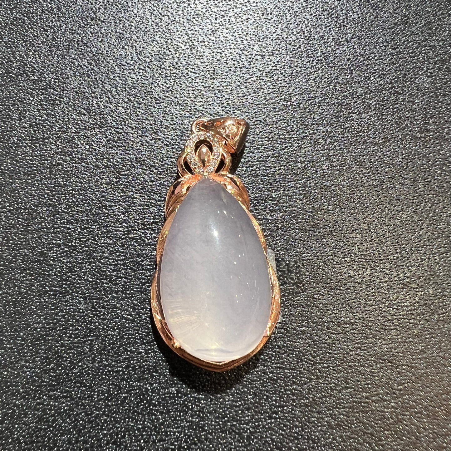 Rose quartz pendant